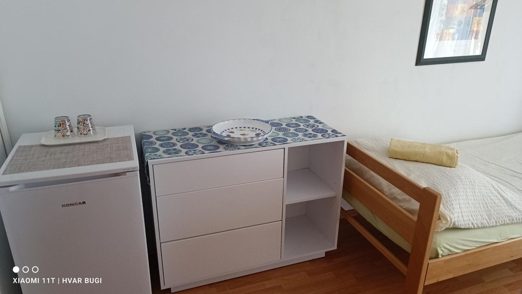 Adrienn Apartments Stari Grad  Zimmer foto